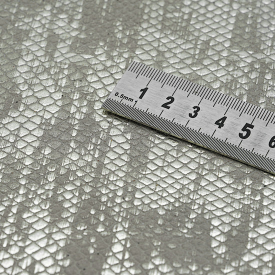 25x35 cm Piele Naturala Imprimeu Exotic, Crem-Argintiu Metalizat, Moale, 1.2 mm