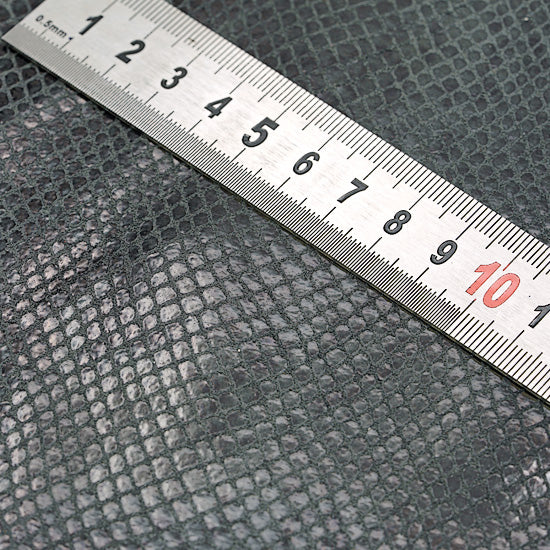 25x35 cm Piele Imprimeu Exotic, Negru Degrade Solzi Lacuiti, Moale, 0.9 mm
